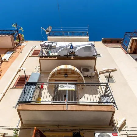 Holiday home Leondoro - Pirandello Santa Flavia